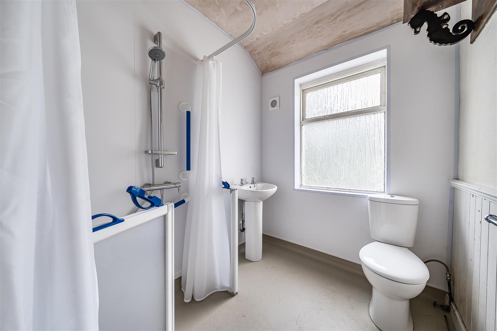 Glanbrydan Avenue, Uplands, Swansea, SA2 0HY